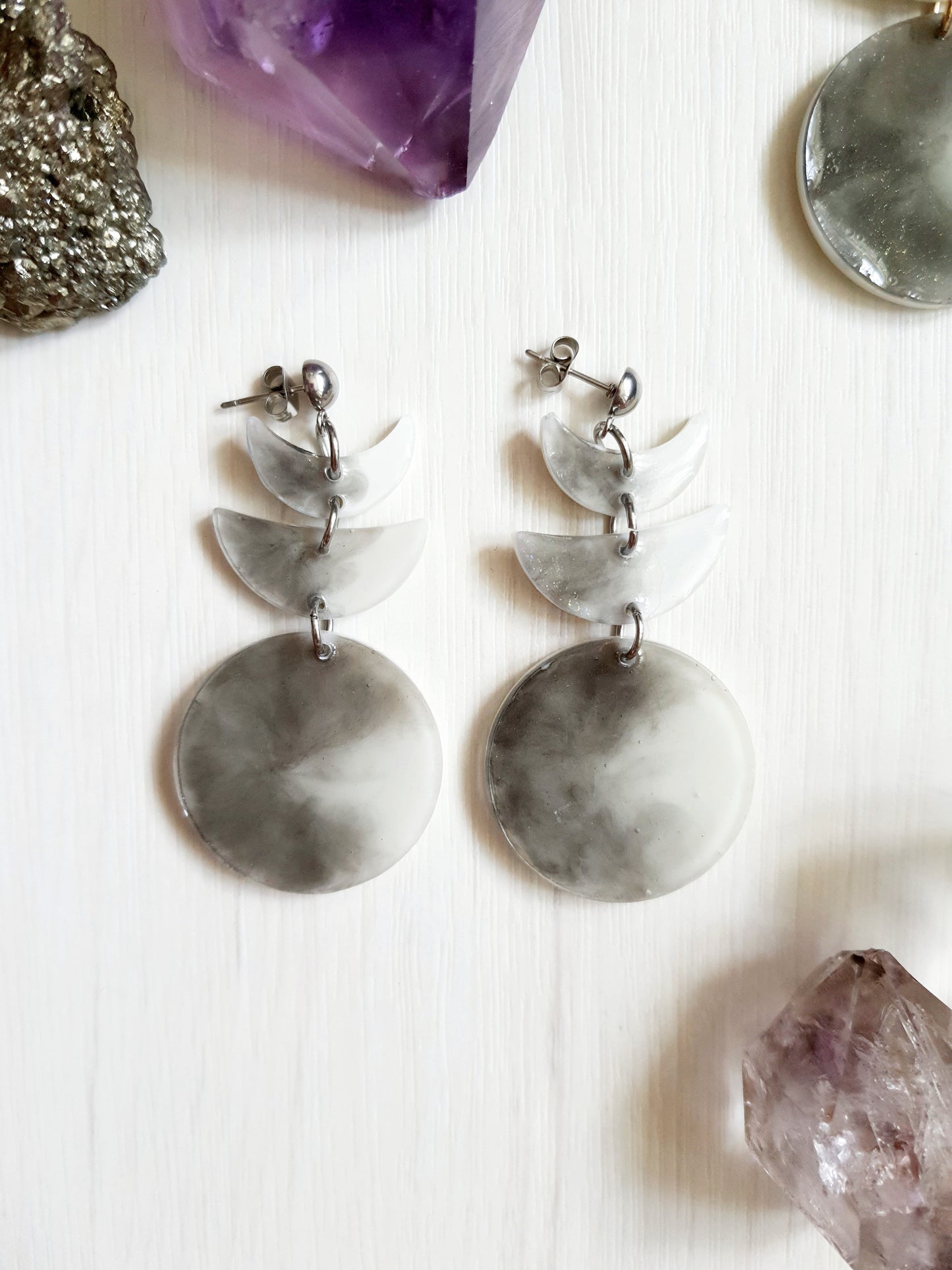 Fases earrings